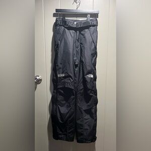 Vintage Women’s SZ 8 The North Face Extreme windbreaker ski pants.